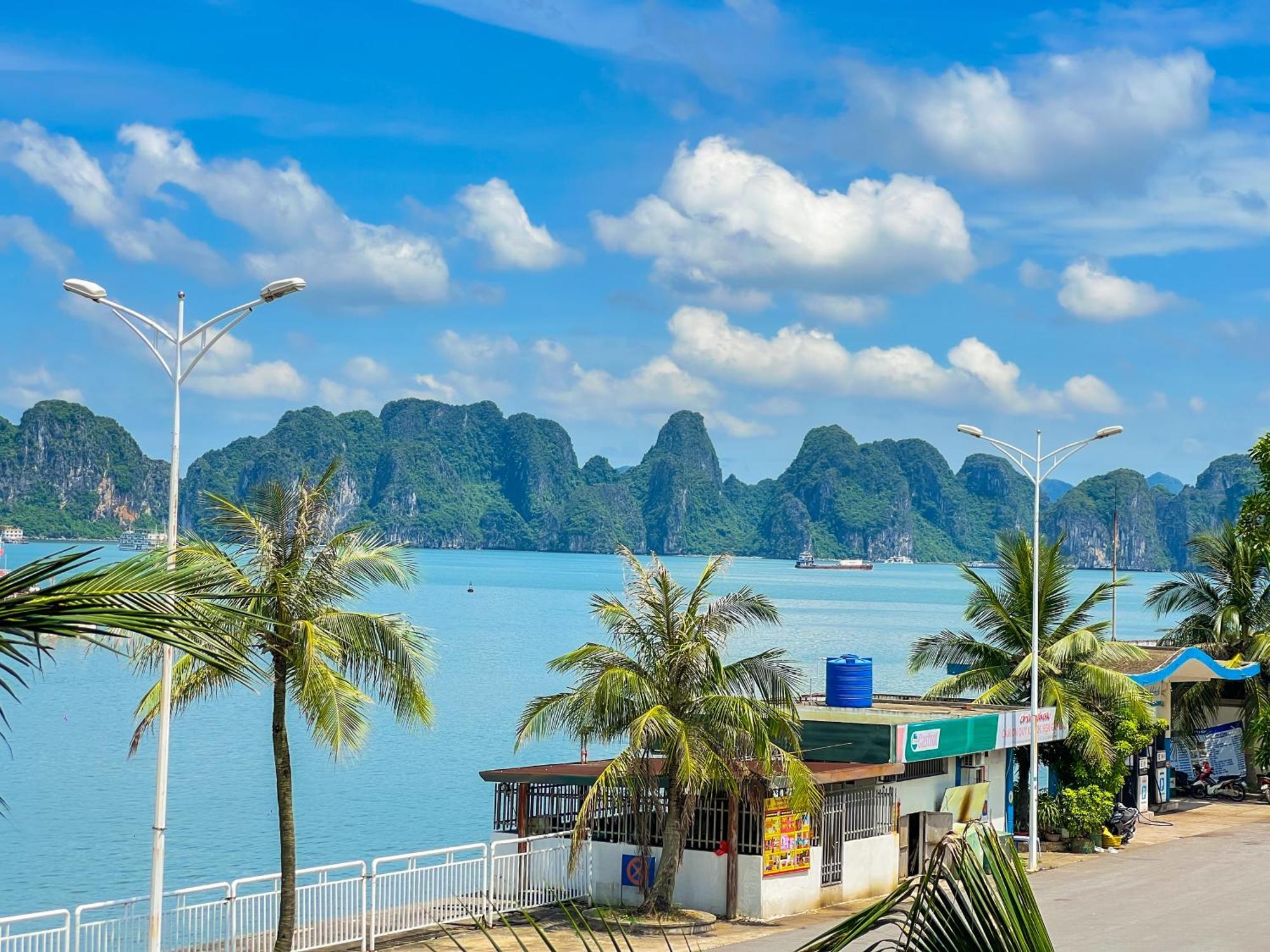 Canh Buom Homestay - Tuan Chau Ha Long Exterior photo