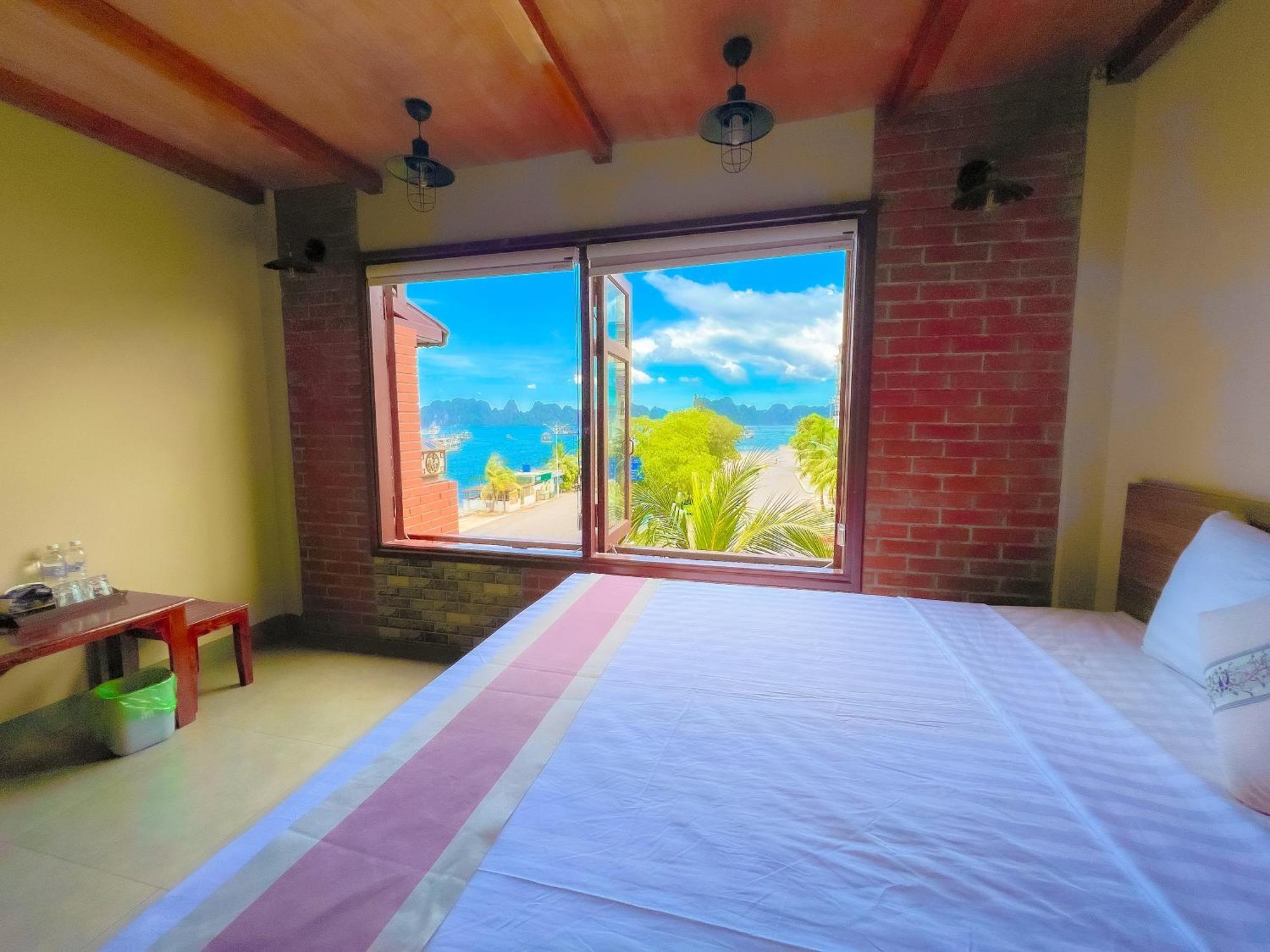 Canh Buom Homestay - Tuan Chau Ha Long Exterior photo
