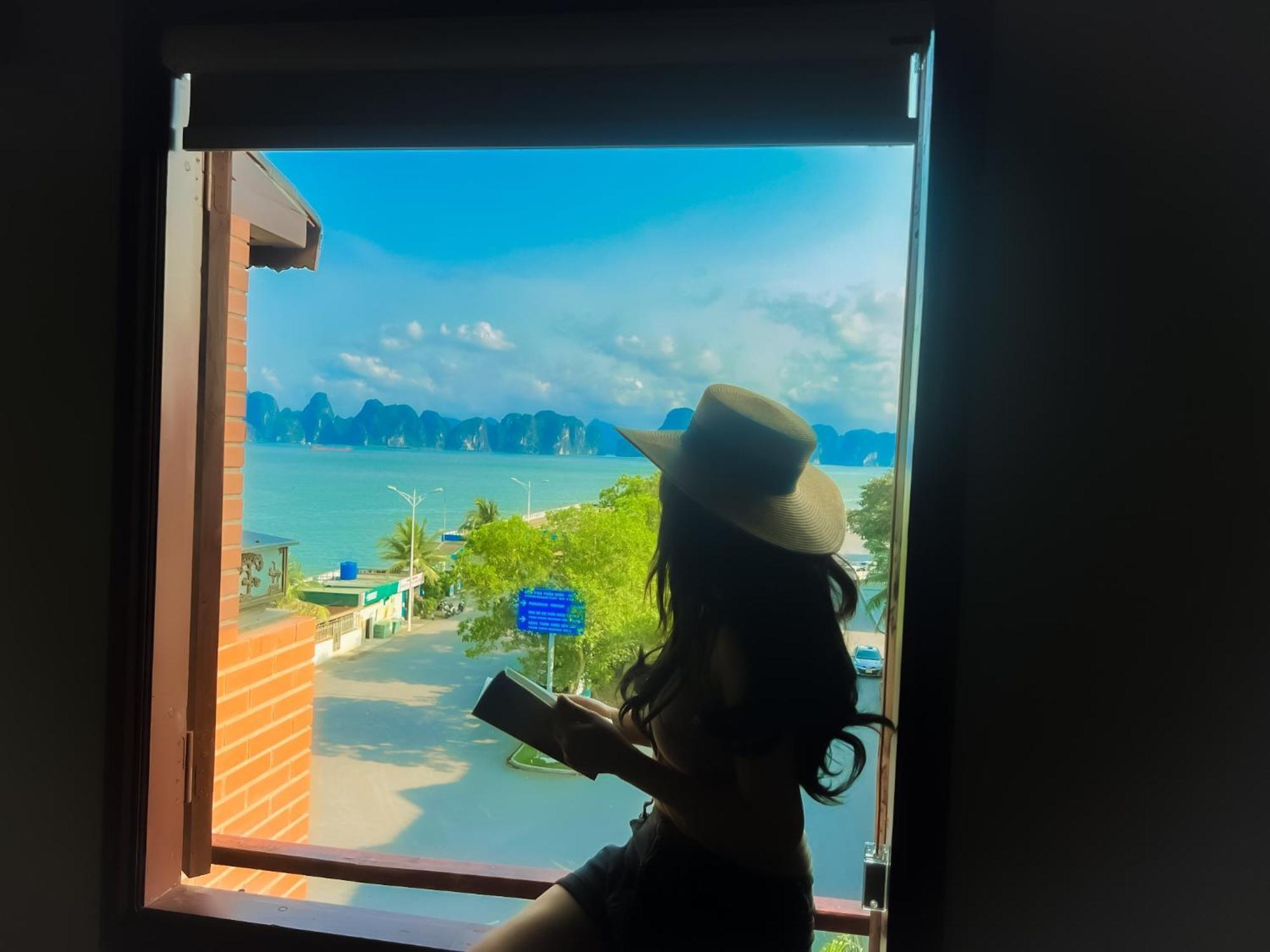 Canh Buom Homestay - Tuan Chau Ha Long Exterior photo