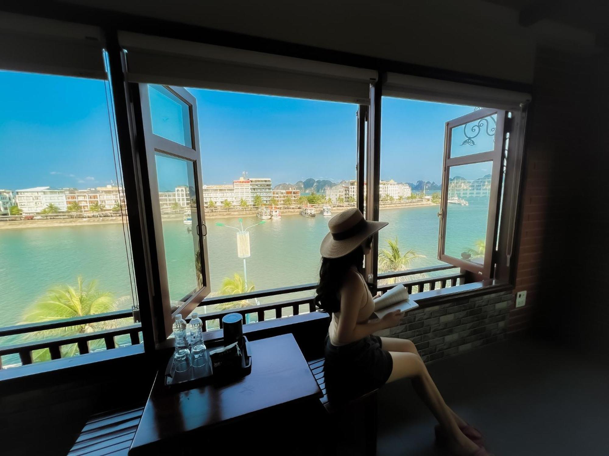 Canh Buom Homestay - Tuan Chau Ha Long Exterior photo